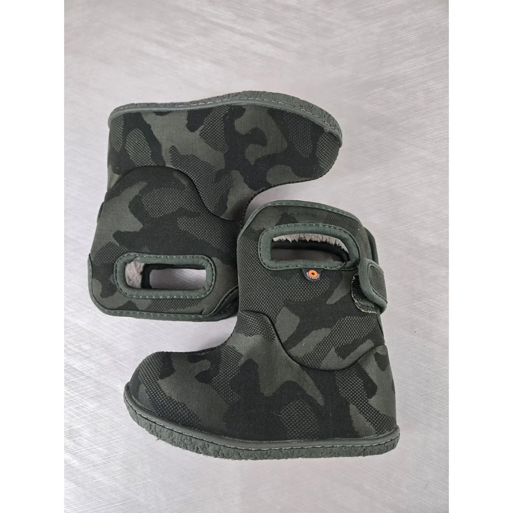 Bogs Baby Bogs Camo Waterproof Insulated Winter Boots Green Kids Size 8